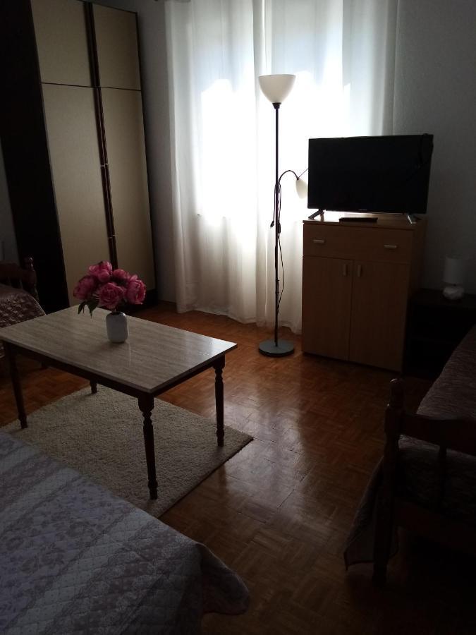 ביוגראד נה מורו Apartmani Nikola מראה חיצוני תמונה
